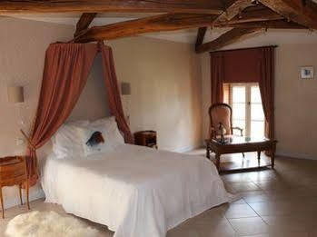 Chateau De La Touche Bed & Breakfast Savigny-Lévescault Eksteriør bilde